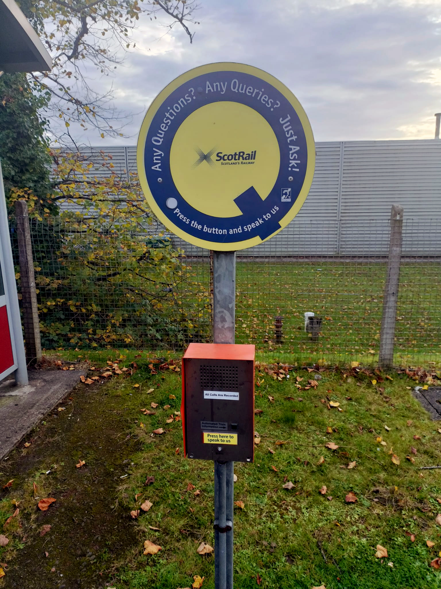 platform assistance contact point